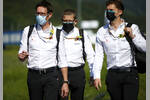 Foto zur News: Andrew Shovlin, Andy Cowell, James Vowles (Mercedes)