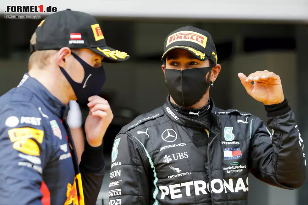 Foto zur News: Max Verstappen (Red Bull) und Lewis Hamilton (Mercedes)