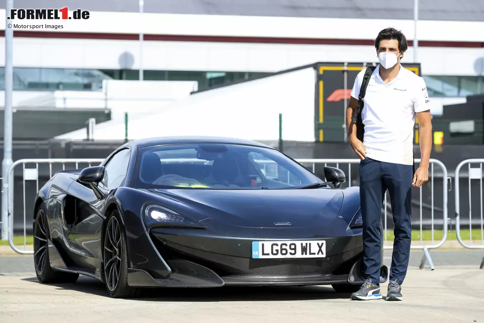 Foto zur News: Carlos Sainz (McLaren)