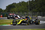 Foto zur News: Esteban Ocon (Renault) und Romain Grosjean (Haas)