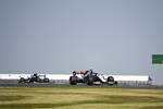 Foto zur News: Romain Grosjean (Haas) und Valtteri Bottas (Mercedes)