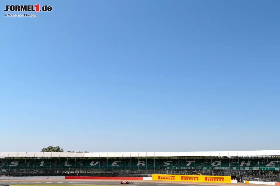 Foto zur News: Alexander Albon (Red Bull)