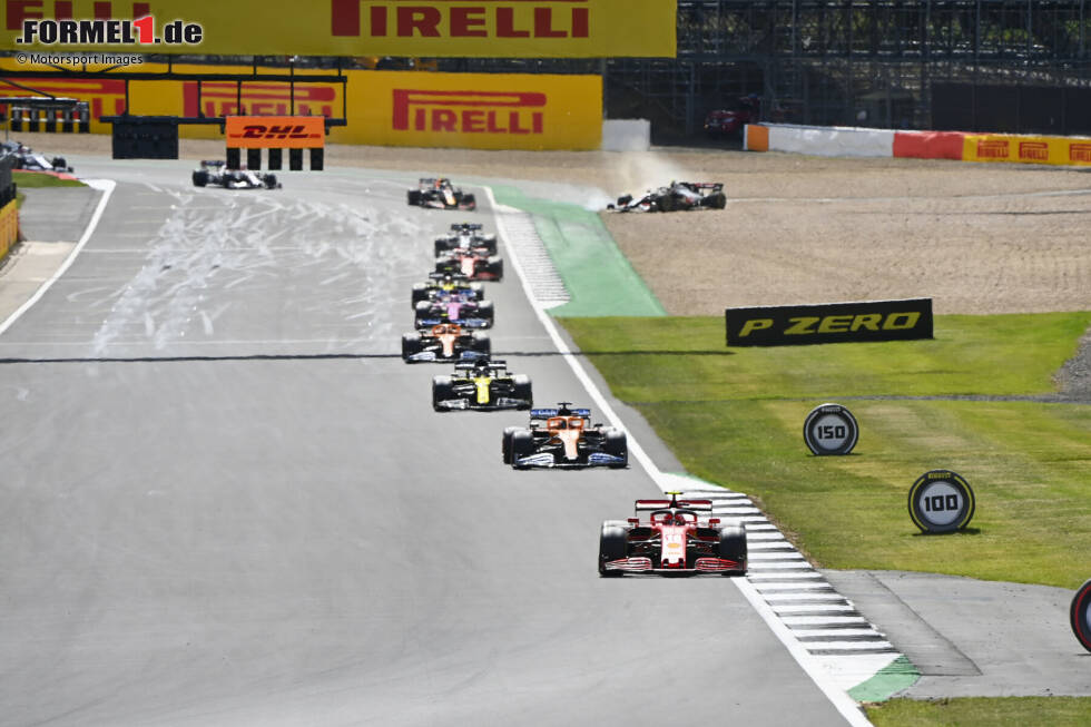 Foto zur News: Charles Leclerc (Ferrari), Carlos Sainz (McLaren), Daniel Ricciardo (Renault) und Kevin Magnussen (Haas)
