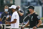 Foto zur News: Lewis Hamilton (Mercedes) und Valtteri Bottas (Mercedes)