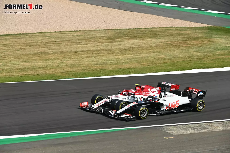 Foto zur News: Romain Grosjean (Haas) und Antonio Giovinazzi (Alfa Romeo)