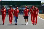 Foto zur News: Sebastian Vettel (Ferrari) und Marc Gene