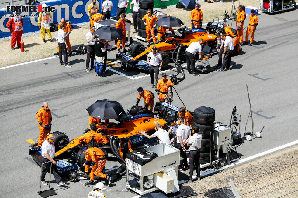 Foto zur News: Carlos Sainz (McLaren) und Lando Norris (McLaren)
