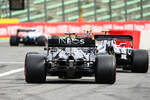 Foto zur News: Lando Norris (McLaren), Pierre Gasly (AlphaTauri) und Lewis Hamilton (Mercedes)