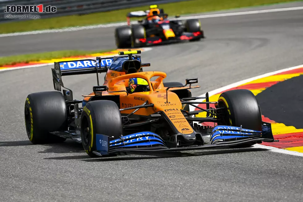 Foto zur News: Lando Norris (McLaren) und Alexander Albon (Red Bull)