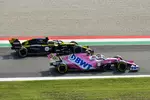 Foto zur News: Lance Stroll (Racing Point) und Daniel Ricciardo (Renault)