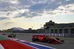 Foto zur News: Charles Leclerc (Ferrari), Lando Norris (McLaren), Esteban Ocon (Renault) und Carlos Sainz (McLaren)