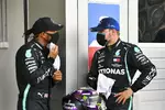 Foto zur News: Lewis Hamilton (Mercedes) und Valtteri Bottas (Mercedes)