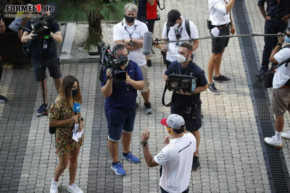 Foto zur News: Carlos Sainz (McLaren)