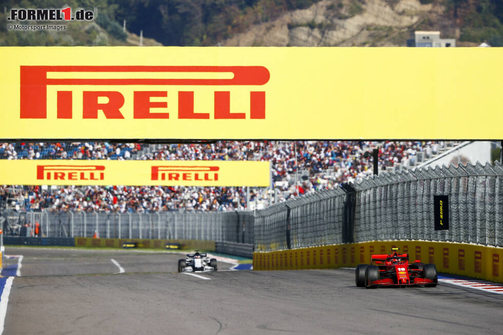 Foto zur News: Charles Leclerc (Ferrari) und Daniil Kwjat (AlphaTauri)