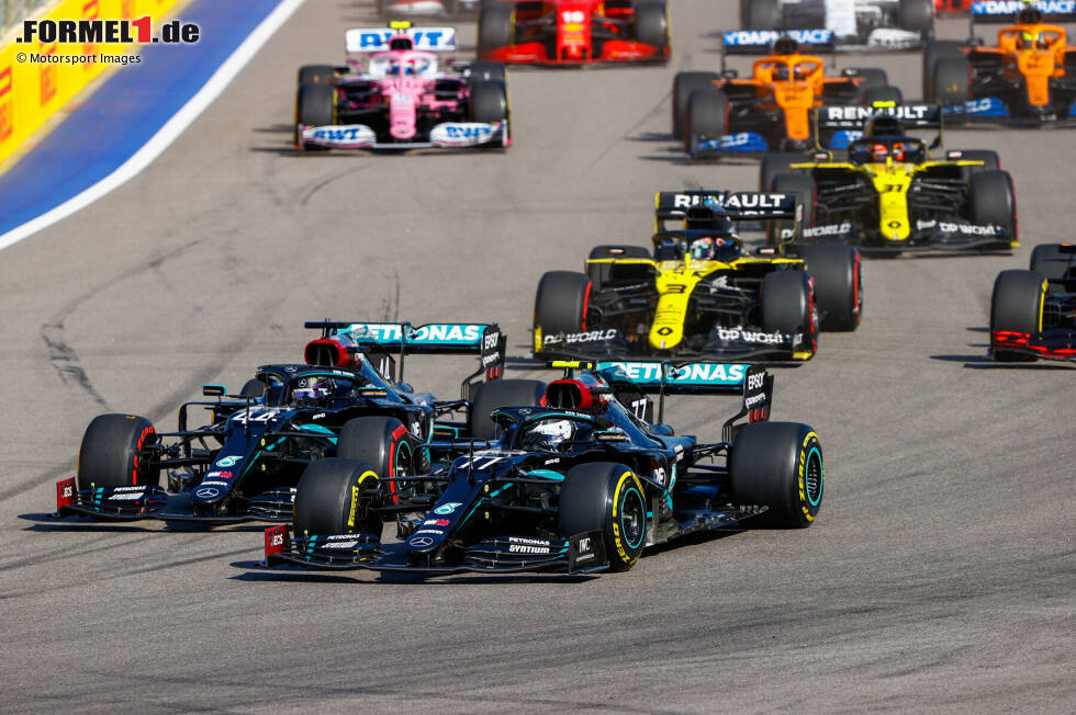 Lewis Hamilton (Mercedes), Valtteri Bottas (Mercedes), Max Verstappen (Red Bull), Daniel Ricciardo (Renault) und Esteban Ocon (Renault) Lewis Hamilton (Mercedes), Valtteri Bottas (Mercedes), Max Verstappen (Red Bull), Daniel Ricciardo (Renault) und Esteban Ocon (Renault)