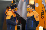 Foto zur News: Carlos Sainz (McLaren) und Andreas Seidl