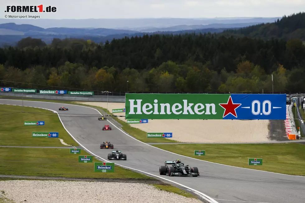 Foto zur News: Valtteri Bottas (Mercedes), Lewis Hamilton (Mercedes), Max Verstappen (Red Bull) und Charles Leclerc (Ferrari)