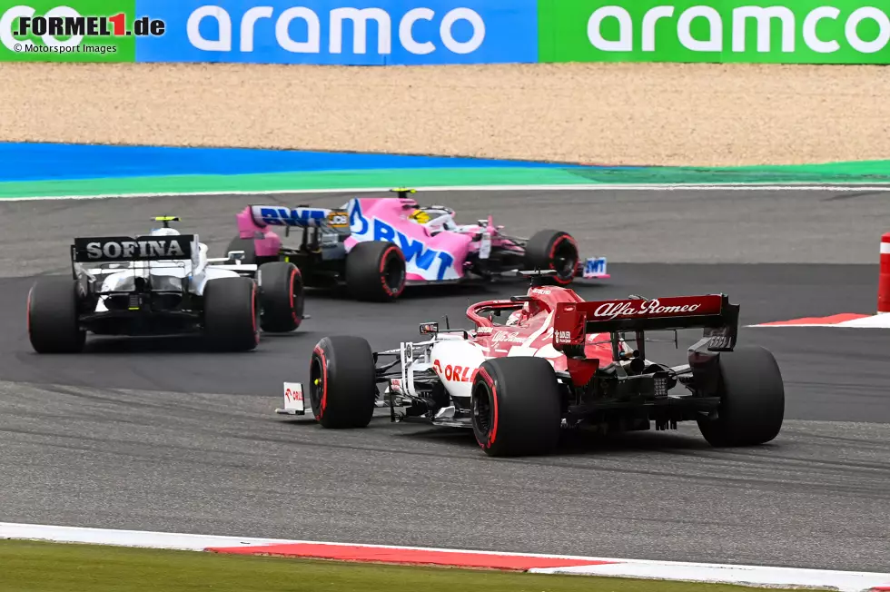 Foto zur News: George Russell (Williams), Nico Hülkenberg (Racing Point), Nicholas Latifi (Williams) und Kimi Räikkönen (Alfa Romeo)