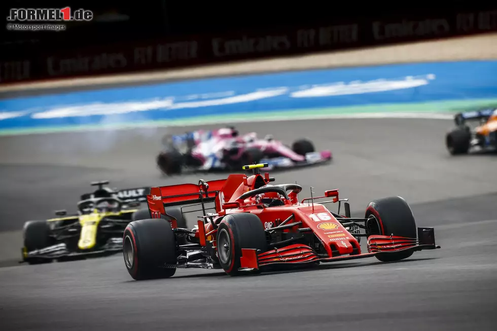 Foto zur News: Charles Leclerc (Ferrari) und Daniel Ricciardo (Renault)