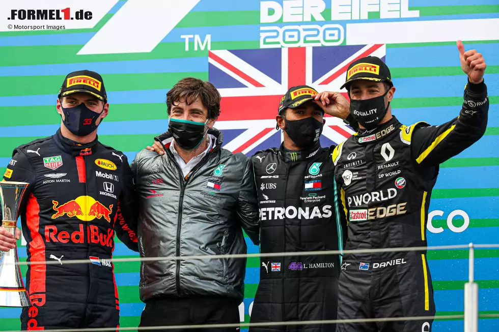 Foto zur News: Lewis Hamilton (Mercedes), Max Verstappen (Red Bull) und Daniel Ricciardo (Renault)