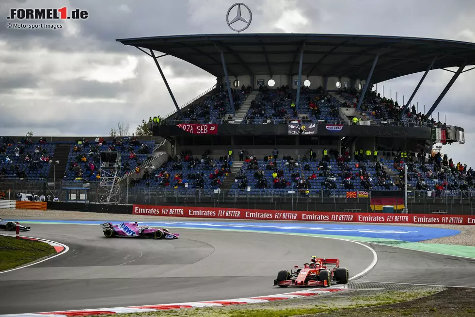 Foto zur News: Charles Leclerc (Ferrari) und Sergio Perez (Racing Point)