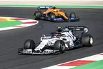 Foto zur News: Pierre Gasly (AlphaTauri) und Lando Norris (McLaren)