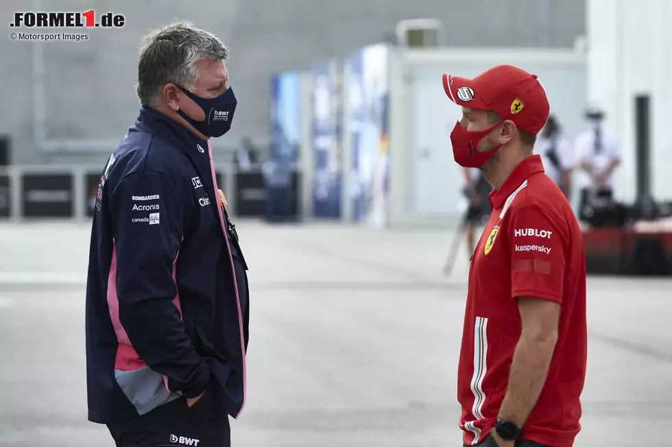 Foto zur News: Otmar Szafnauer und Sebastian Vettel (Ferrari)