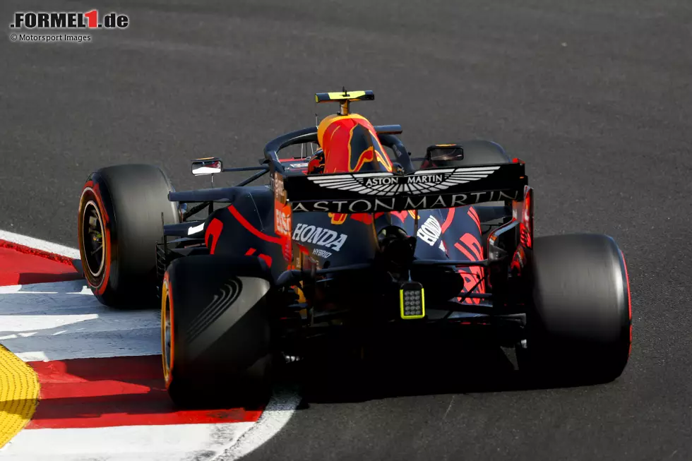 Foto zur News: Alexander Albon (Red Bull)