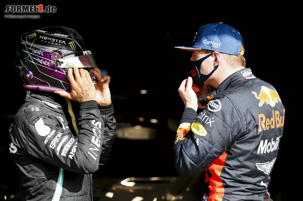 Foto zur News: Lewis Hamilton (Mercedes) und Max Verstappen (Red Bull)