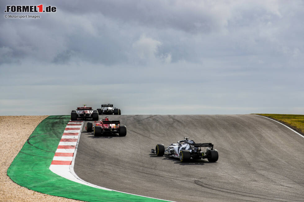 George Russell (Williams), Antonio Giovinazzi (Alfa Romeo), Sebastian Vettel (Ferrari) und Daniil Kwjat (AlphaTauri) George Russell (Williams), Antonio Giovinazzi (Alfa Romeo), Sebastian Vettel (Ferrari) und Daniil Kwjat (AlphaTauri)