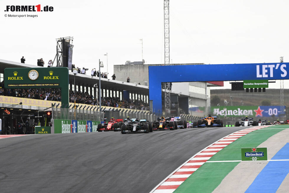 Lewis Hamilton (Mercedes), Valtteri Bottas (Mercedes), Max Verstappen (Red Bull), Charles Leclerc (Ferrari) und Sergio Perez (Racing Point) Lewis Hamilton (Mercedes), Valtteri Bottas (Mercedes), Max Verstappen (Red Bull), Charles Leclerc (Ferrari) und Sergio Perez (Racing Point)