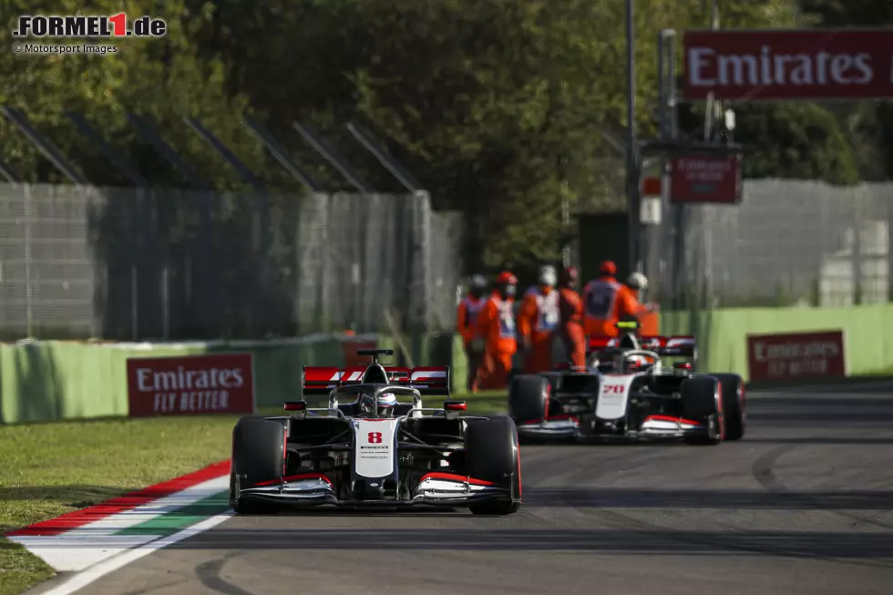 Foto zur News: Romain Grosjean (Haas) und Kevin Magnussen (Haas)