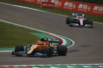 Foto zur News: Lando Norris (McLaren) und Sergio Perez (Racing Point)