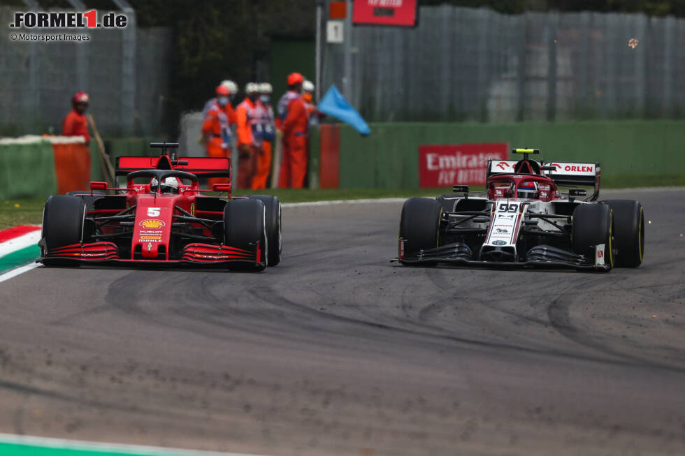 Foto zur News: Sebastian Vettel (Ferrari) und Antonio Giovinazzi (Alfa Romeo)