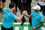 Foto zur News: Toto Wolff und Lewis Hamilton (Mercedes)