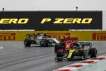 Foto zur News: Esteban Ocon (Renault), Sebastian Vettel (Ferrari) und Pierre Gasly (AlphaTauri)