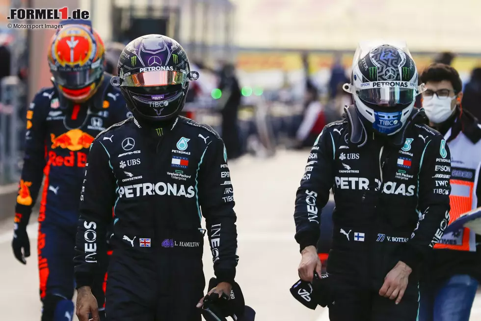 Foto zur News: Lewis Hamilton (Mercedes) und Valtteri Bottas (Mercedes)