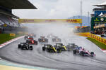Foto zur News: Sergio Perez (Racing Point), Esteban Ocon (Renault), Daniel Ricciardo (Renault), Lewis Hamilton (Mercedes) und Valtteri Bottas (Mercedes)