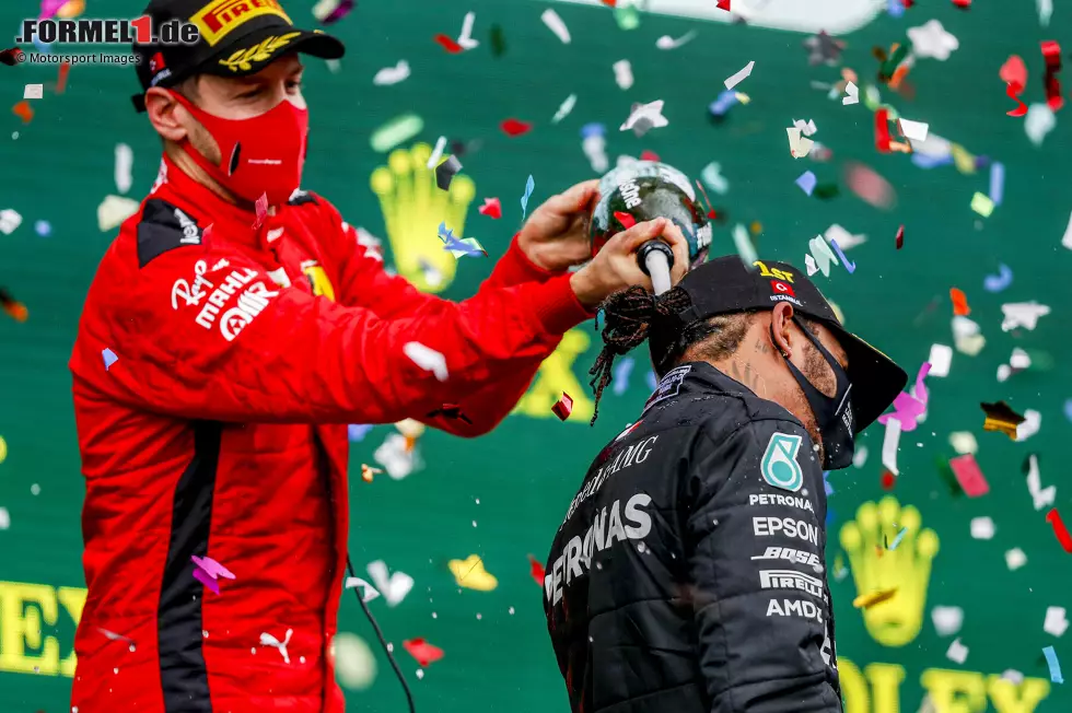 Foto zur News: Sebastian Vettel (Ferrari) und Lewis Hamilton (Mercedes)