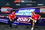 Foto zur News: Charles Leclerc (Ferrari) und Sebastian Vettel (Ferrari)