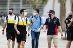 Foto zur News: Daniel Ricciardo (Renault) und Max Verstappen (Red Bull)