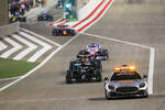 Foto zur News: Lewis Hamilton (Mercedes), Max Verstappen (Red Bull) und Sergio Perez (Racing Point)