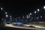 Foto zur News: Charles Leclerc (Ferrari), Daniel Ricciardo (Renault) und Carlos Sainz (McLaren)