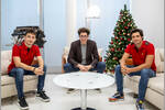 Foto zur News: Charles Leclerc, Mattia Binotto und Carlos Sainz (Ferrari)