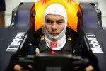 Foto zur News: Sergio Perez (Red Bull)