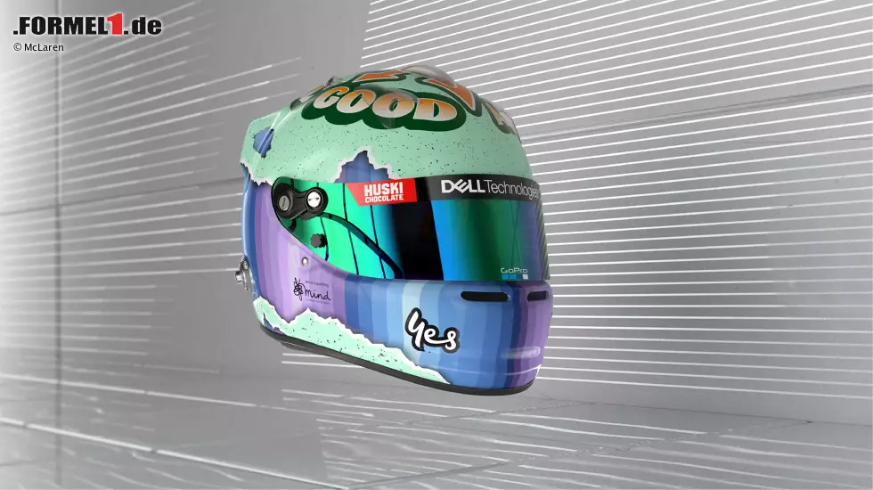 Foto zur News: Helm von Daniel Ricciardo (McLaren)