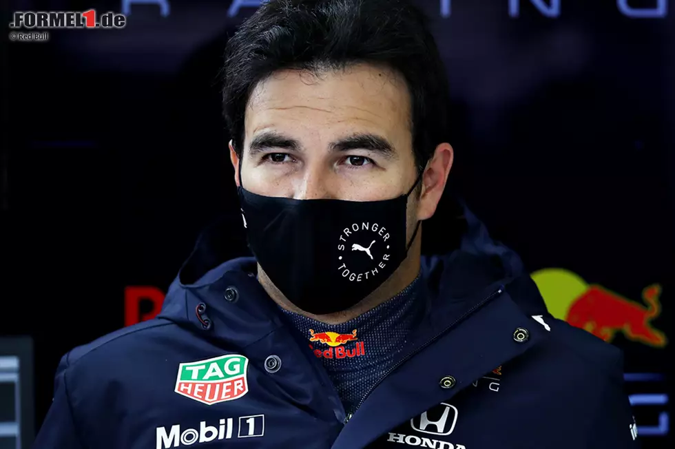 Foto zur News: Sergio Perez (Red Bull)