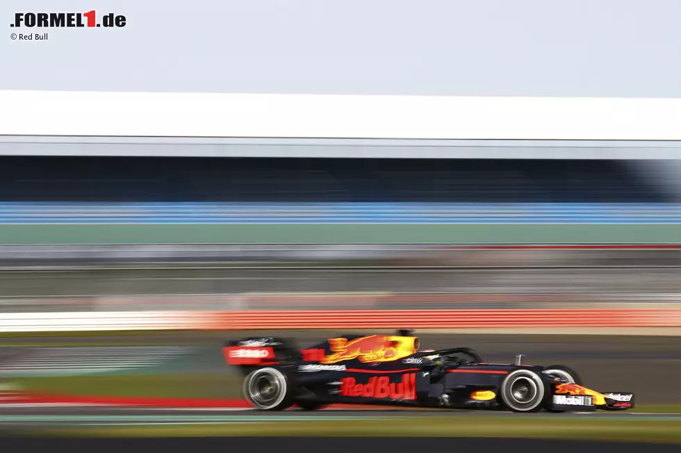 Foto zur News: Sergio Perez (Red Bull)