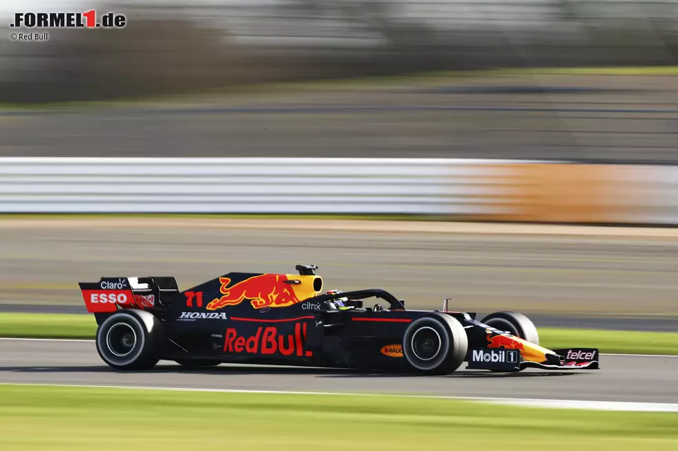 Foto zur News: Sergio Perez (Red Bull)