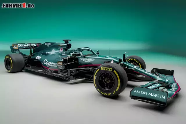 Foto zur News: Formel-1-Liveticker: Der Aston-Martin-Launch in der Chronologie